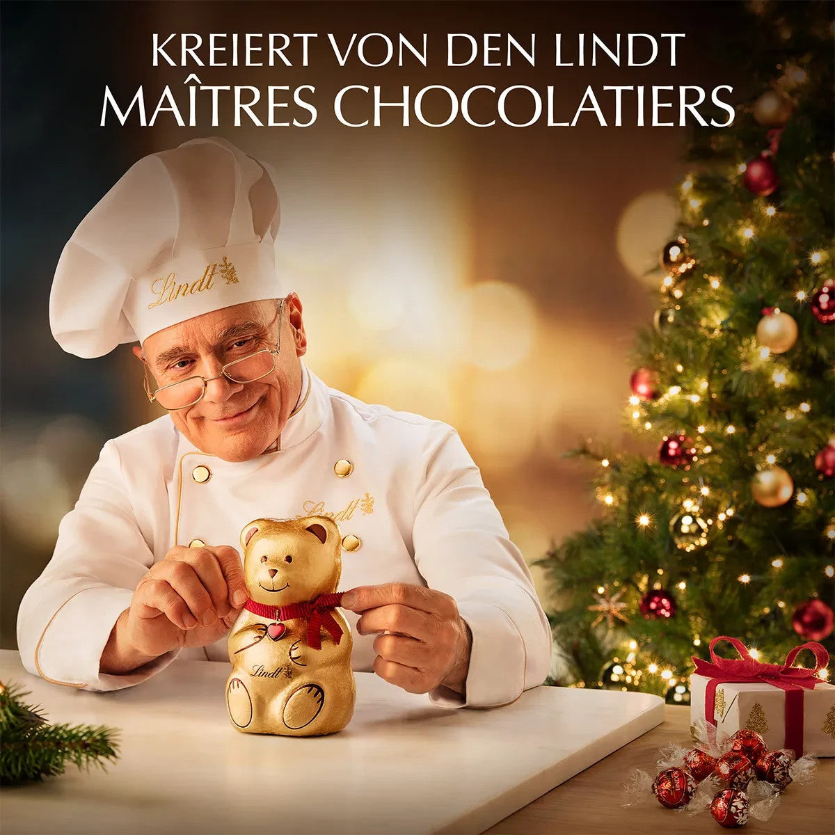 Lindt TEDDY Pullover Blau oder Grün, 100g
