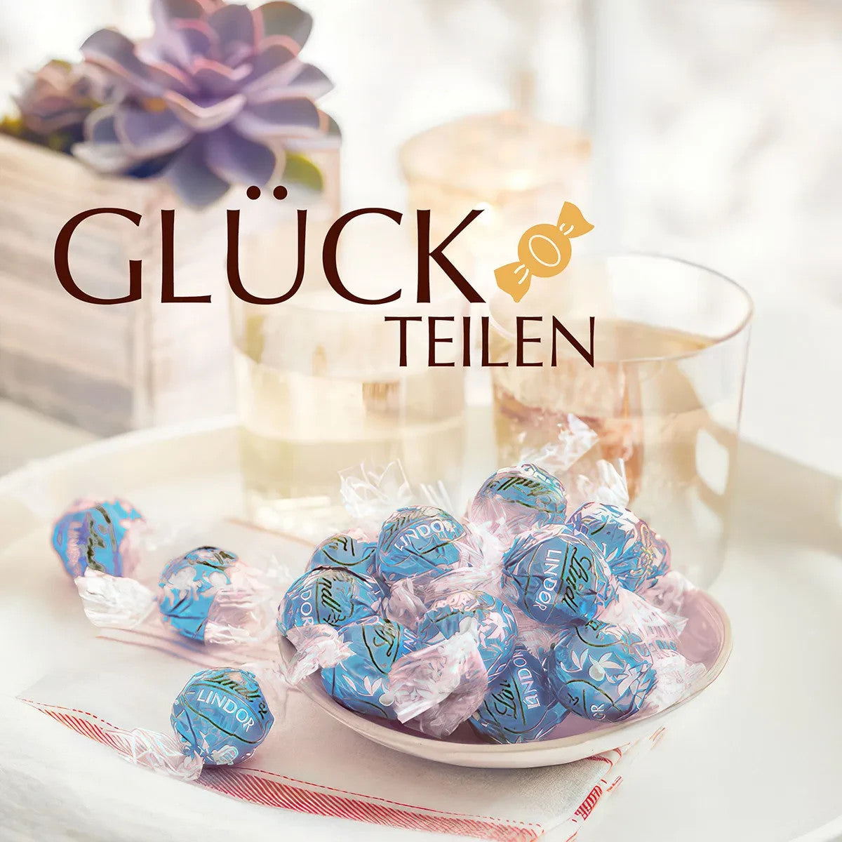 Lindt LINDOR Kugeln Stracciatella weisse Schokolade 1000 g